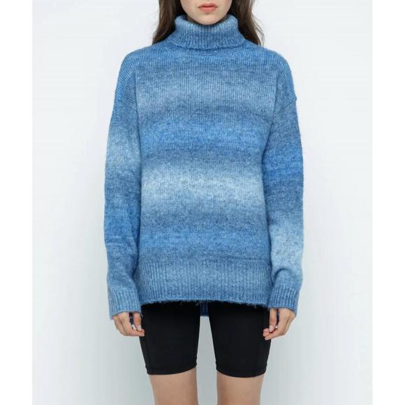 NEW &MERCI ombr√© turtleneck sweater in blue mix - Picture 1 of 3